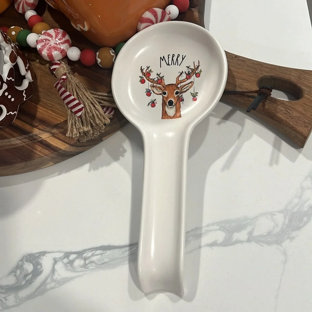 Cute Rae Dunn 🎄Spoon Rest
